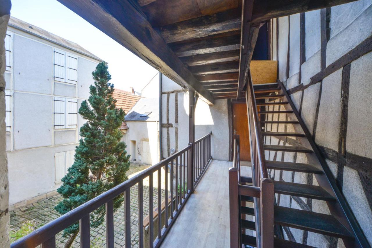 Fly Away Apartment Bourges Exterior photo