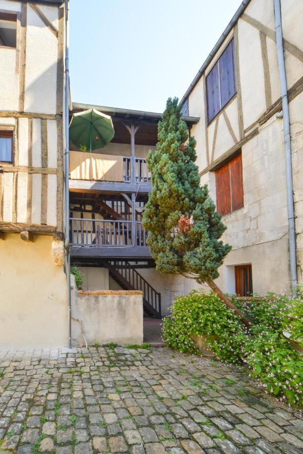 Fly Away Apartment Bourges Exterior photo